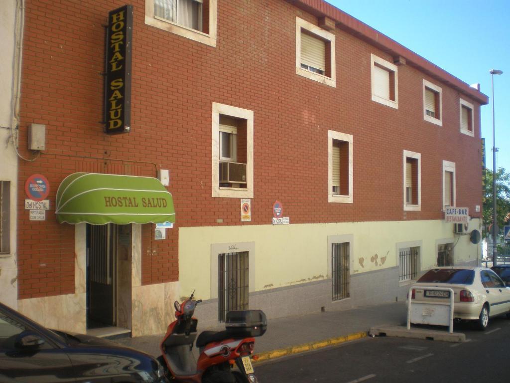 Hostal Salud Mérida Zewnętrze zdjęcie